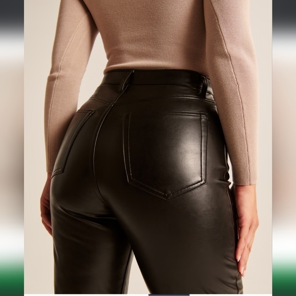 ABERCROMBIE & FITCH Vegan Leather Pants,  90s Straight High-Rise, Size 16 - Picture 2 of 11